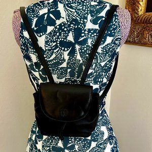 Vintage- Anne Klein II- backpack style small black leather bag